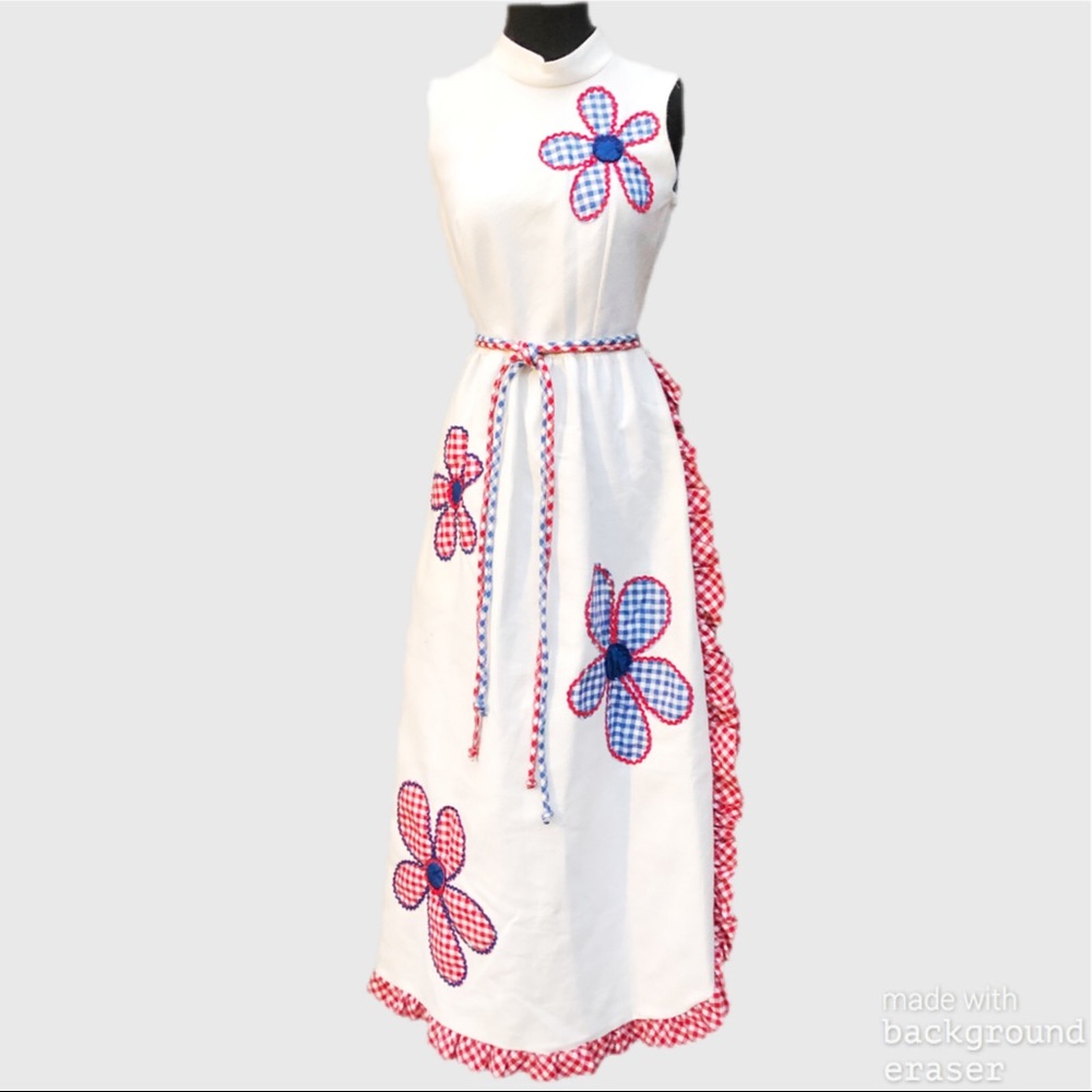 🍓Vintage 1960’s Waffle Weave Gingham Dress🍓